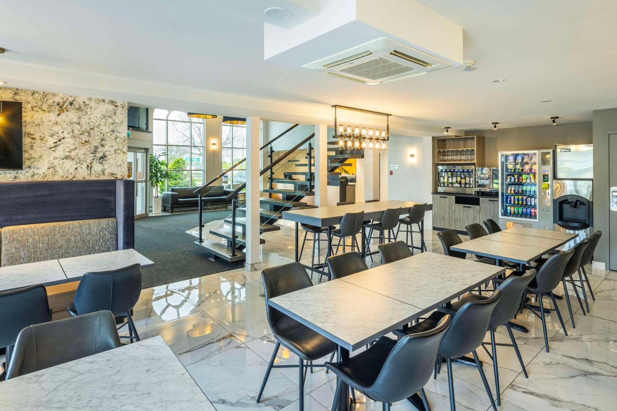 Les Suites De Laviolette Ascend Hotel Collection Trois-Rivières Dış mekan fotoğraf